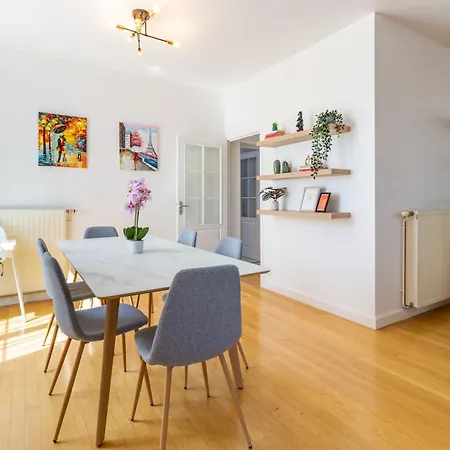 La Grande Maison De Preize Spacieux Duplex A Deux Pas Du Bouchon Et Du Vieux Troyes, 2 Parkings Prives