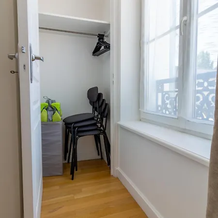 La Grande Maison De Preize Spacieux Duplex A Deux Pas Du Bouchon Et Du Vieux Troyes, 2 Parkings Prives Apartment