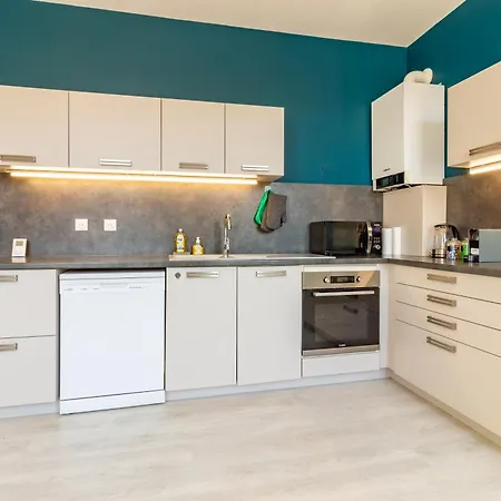 La Grande Maison De Preize Spacieux Duplex A Deux Pas Du Bouchon Et Du Vieux Troyes, 2 Parkings Prives